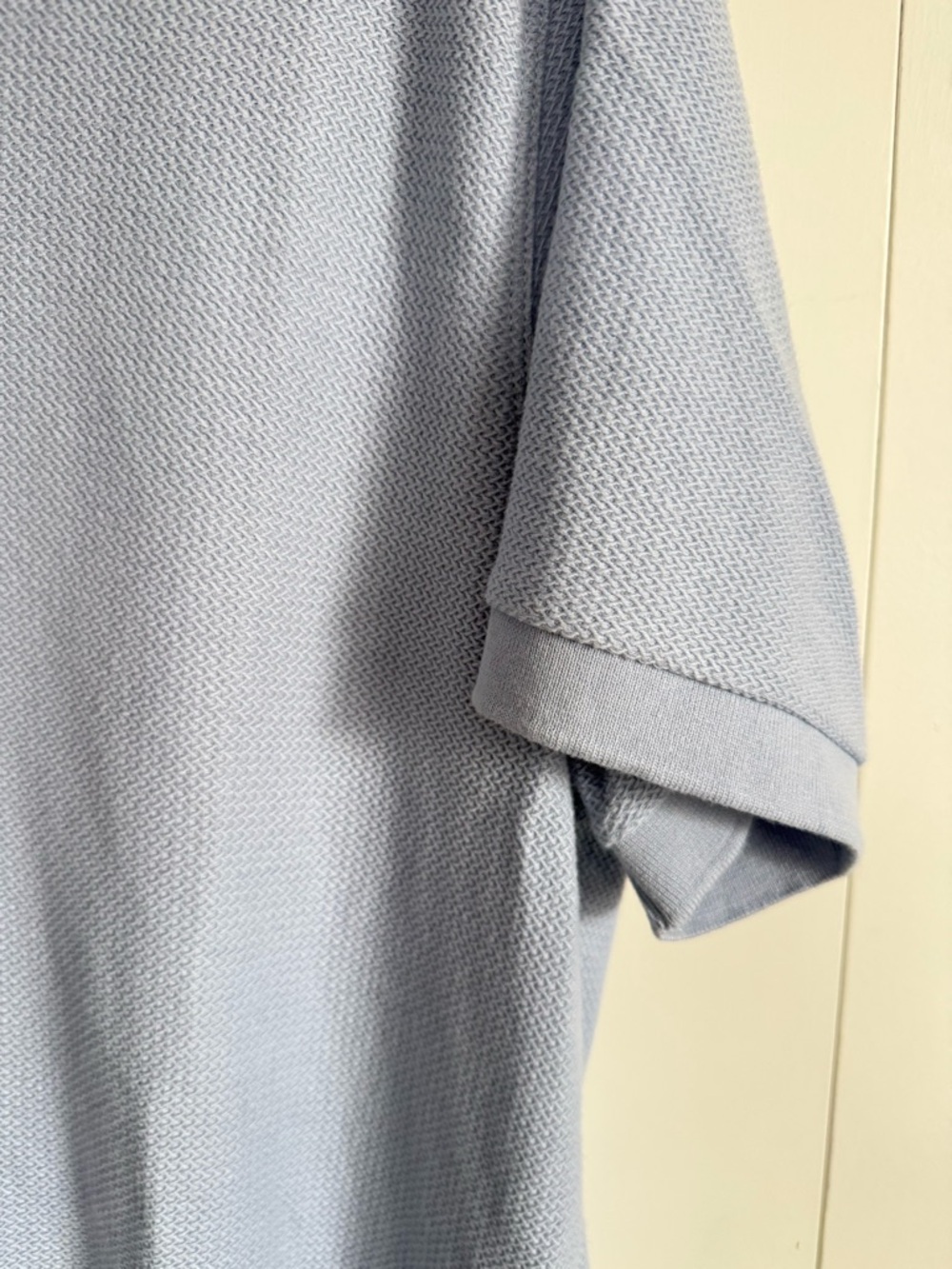 Banana Republic Light Blue Men's Knit Polo Shirt - Picture 4 of 5